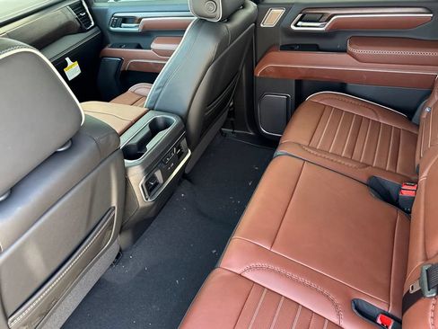 New 2026 GMC Sierra 2500 Denali Ultimate w/ Max Trailering Package AWD/4WD image 12