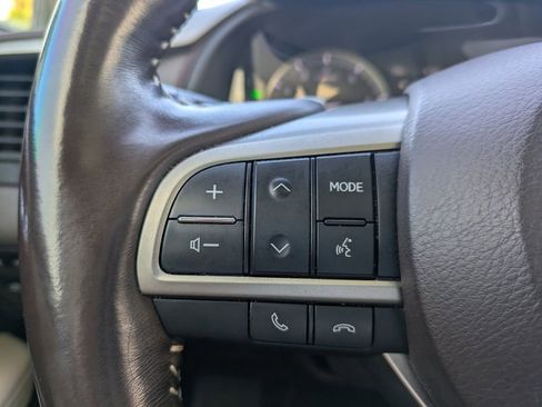 Used 2020 Lexus RX 350L Luxury image 29