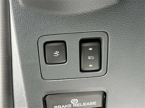 Used 2022 Ford F350 Lariat w/ Lariat Ultimate Package image 39