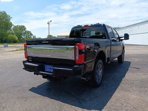 Used 2023 Ford F250 Limited w/ FX4 Off-Road Package AWD/4WD image 6