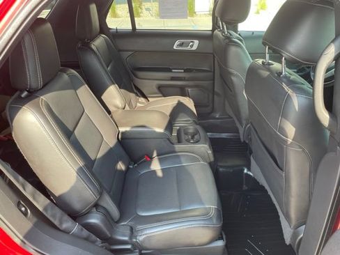 Used 2015 Ford Explorer Sport w/ Equipment Group 401A AWD/4WD image 21