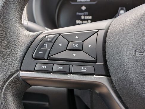 Used 2022 Nissan Kicks SV image 15