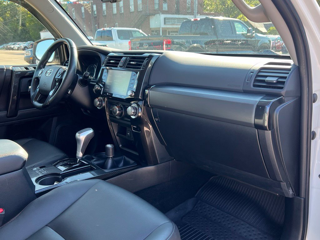 Used 2023 Toyota 4Runner TRD Off-Road Premium w/ Off Road Premium Plus Package AWD/4WD image 21