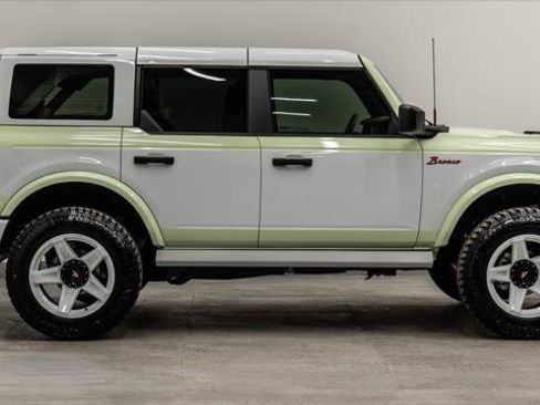 Used 2025 Ford Bronco Outer Banks image 6