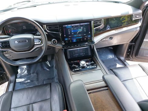 Used 2023 Jeep Grand Wagoneer Series II w/ Flexible Seating Group AWD/4WD image 21