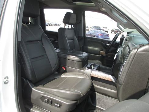 Used 2021 GMC Sierra 2500 Denali w/ Denali Ultimate Package image 25