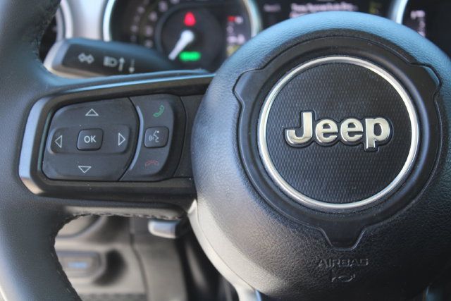 Used 2023 Jeep Wrangler Unlimited AWD/4WD image 18