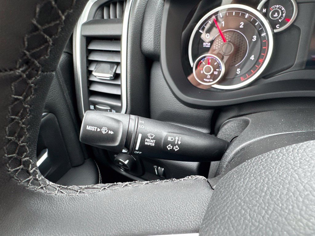 New 2027 RAM 3500 Big Horn AWD/4WD image 13