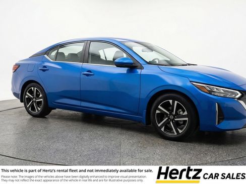 Used 2025 Nissan Sentra SV FWD image 1