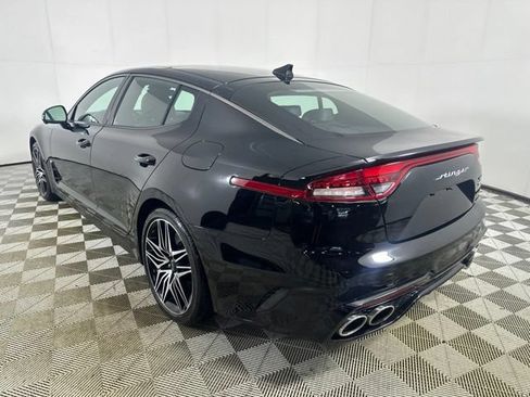 Used 2022 Kia Stinger GT2 AWD/4WD image 5