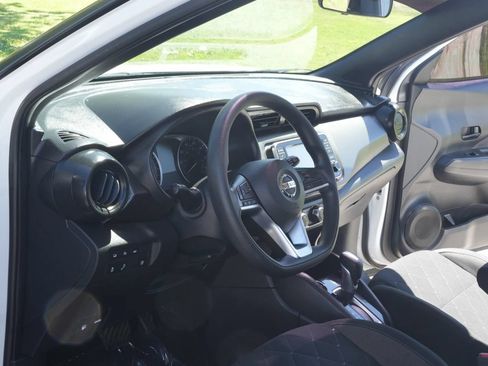 Used 2020 Nissan Kicks S FWD image 2