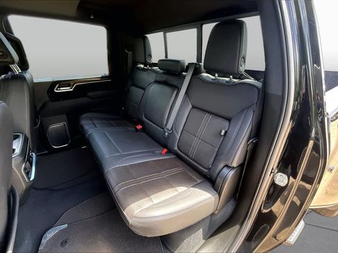 Used 2025 Chevrolet Silverado 3500 High Country w/ High Country Premium Package AWD/4WD image 21