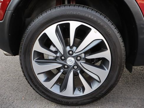 Used 2021 Buick Encore Preferred w/ Safety Package AWD/4WD image 43