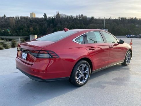 Certified 2024 Honda Accord EX image 12