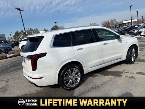 Used 2023 Cadillac XT6 Premium Luxury w/ Technology Package image 9