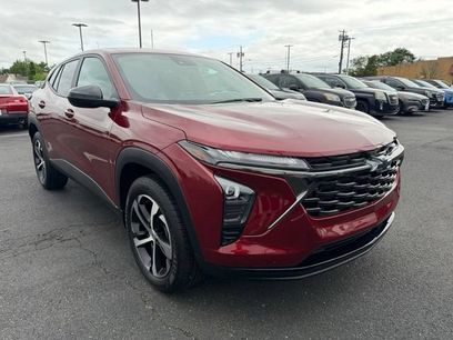 Used 2025 Chevrolet Trax RS w/ Sunroof Package