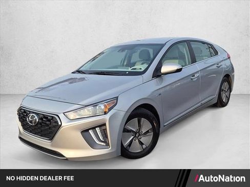 Used 2020 Hyundai Ioniq SE FWD image 1