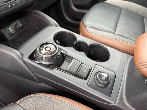 Used 2023 Ford Bronco Sport Outer Banks AWD/4WD image 19