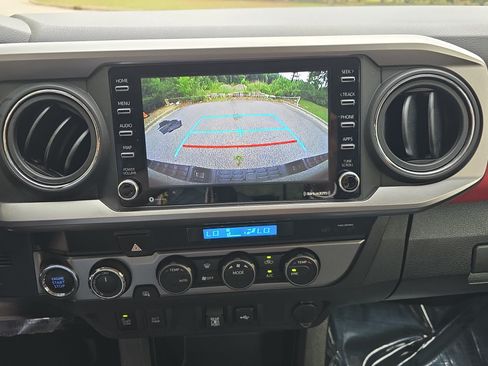 Used 2023 Toyota Tacoma SR5 w/ Technology Package AWD/4WD image 22