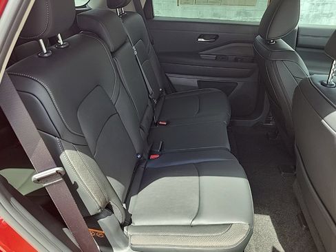 New 2026 Nissan Pathfinder SL w/ Cargo Package FWD image 43