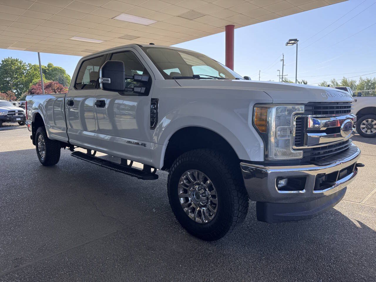 Used 2017 Ford F350 XLT w/ FX4 4x4 Off Road Package image 6