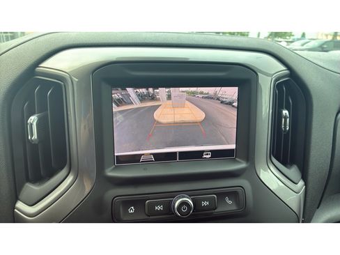 Used 2022 Chevrolet Silverado 1500 Custom AWD/4WD image 23