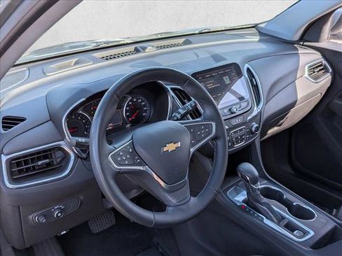 Used 2023 Chevrolet Equinox LT FWD image 10