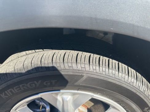 Used 2024 Honda HR-V LX image 32