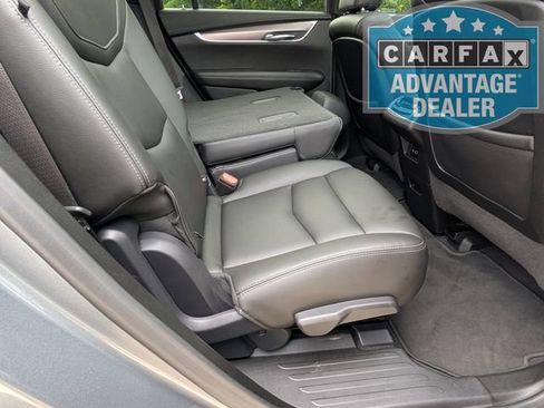 Used 2022 Cadillac XT6 Luxury w/ LPO, Floor Liner Package FWD image 26