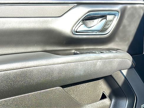 Used 2023 GMC Yukon AT4 w/ Max Trailering Package image 16