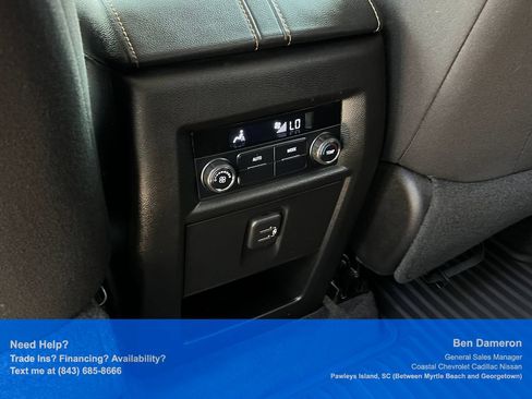 Used 2018 Chevrolet Traverse LT AWD/4WD image 18