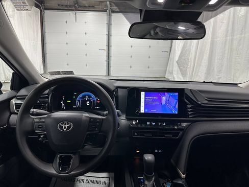 Used 2026 Toyota Camry LE FWD image 16