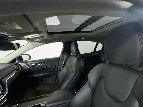 Used 2023 Volvo S60 B5 Ultimate w/ Climate Package image 23