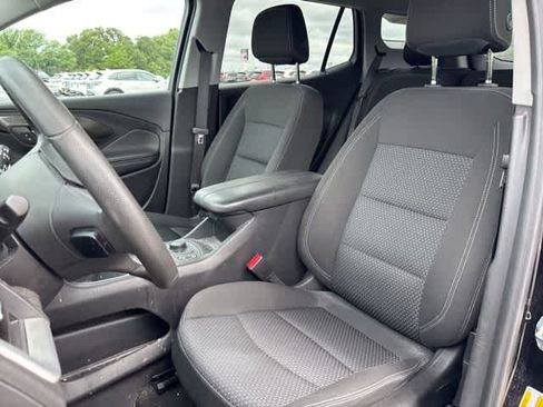 Used 2022 GMC Terrain SLE w/ Driver Convenience Package FWD image 20
