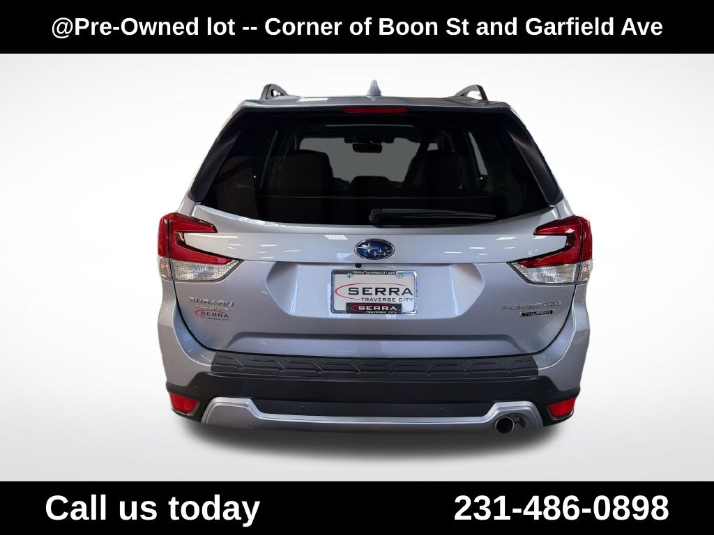 Used 2021 Subaru Forester Touring AWD/4WD image 4