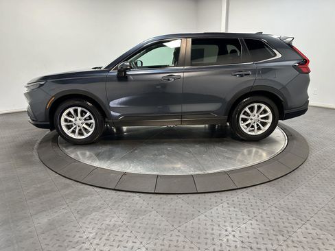 Used 2025 Honda CR-V EX image 8