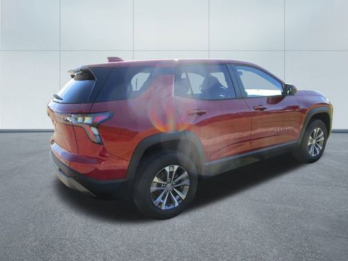 New 2026 Chevrolet Equinox LT w/ Convenience Package II image 7