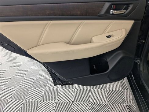 Used 2019 Subaru Outback 2.5i Limited w/ Protection Package #1 image 28