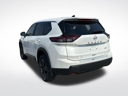 New 2026 Nissan Rogue SV image 3