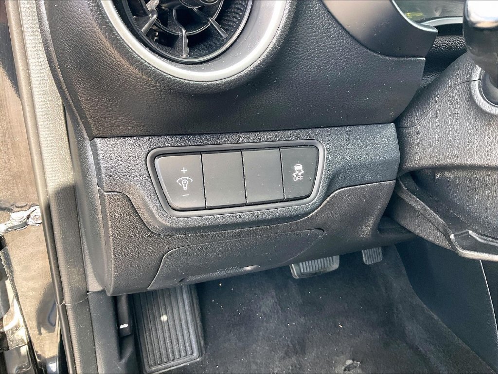 Certified 2024 Kia Forte LXS FWD image 25