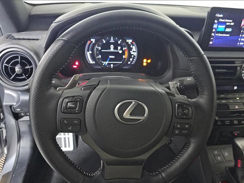 Used 2023 Lexus IS 500 RWD image 9