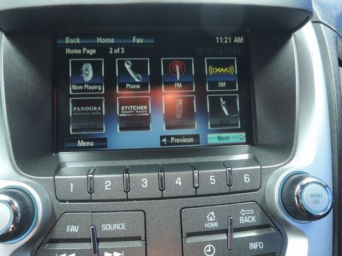 Used 2017 Chevrolet Equinox LT w/ Convenience Package image 18