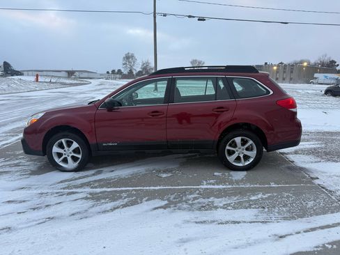 Used 2014 Subaru Outback 2.5i w/ Alloy Wheel Package image 8