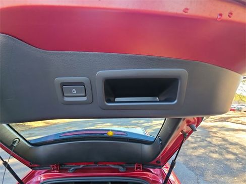 Used 2023 MAZDA MAZDA3 s image 26