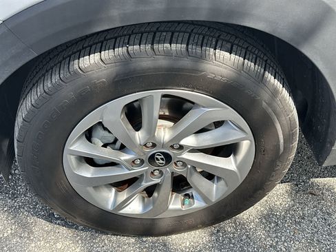 Used 2018 Hyundai Tucson SE FWD image 13