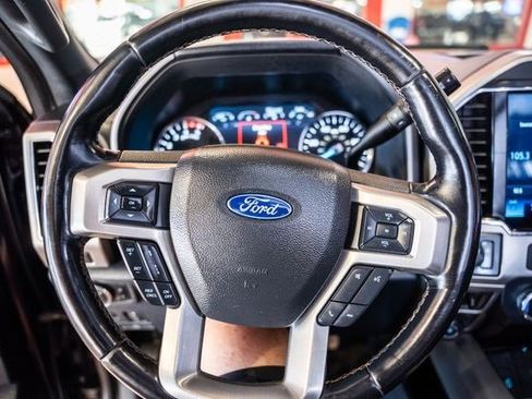 Used 2022 Ford F450 Platinum w/ FX4 Off-Road Package image 21