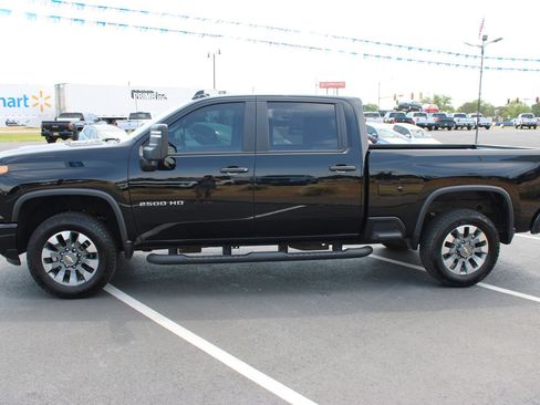 Used 2025 Chevrolet Silverado 2500 Custom w/ Custom Value Package AWD/4WD image 5