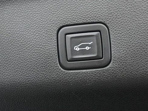 Used 2021 Chevrolet Tahoe High Country AWD/4WD image 47
