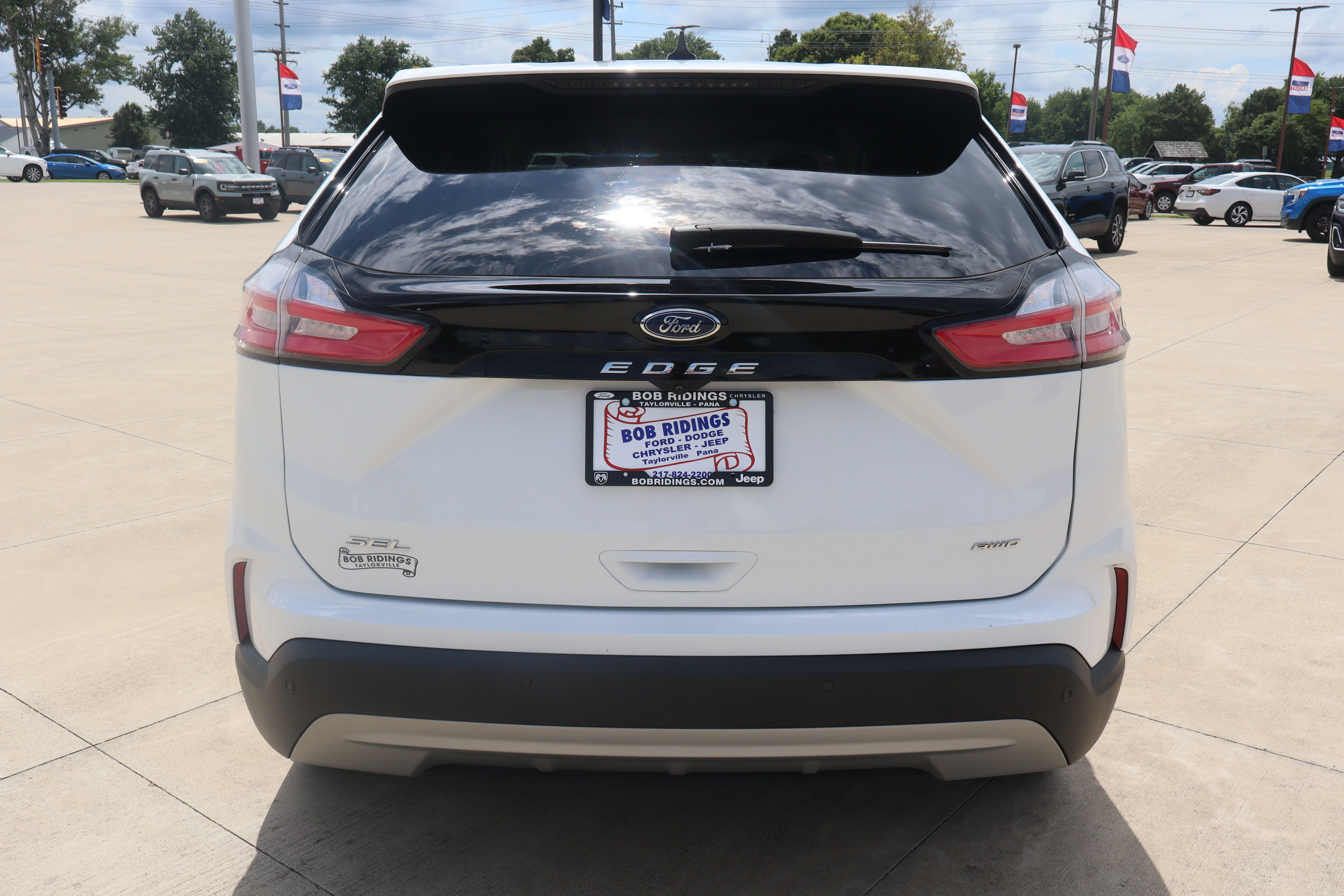 Used 2024 Ford Edge SEL w/ Convenience Package AWD/4WD image 7