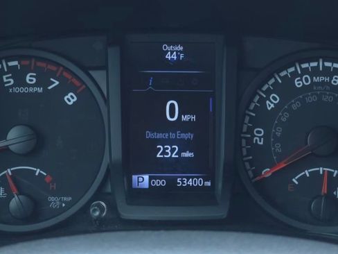 Used 2021 Toyota Tacoma SR image 30